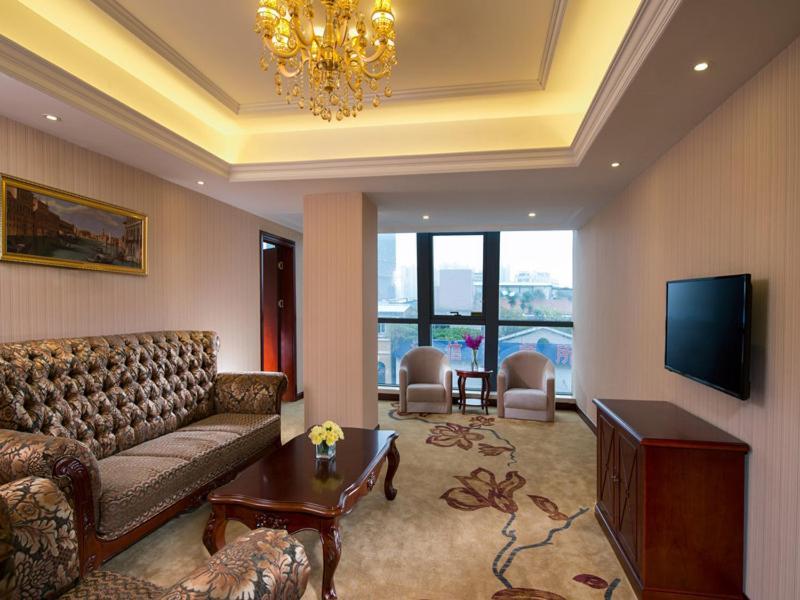 Vienna Hotel Shunde Longjia Exhibition Center Фошан Екстериор снимка