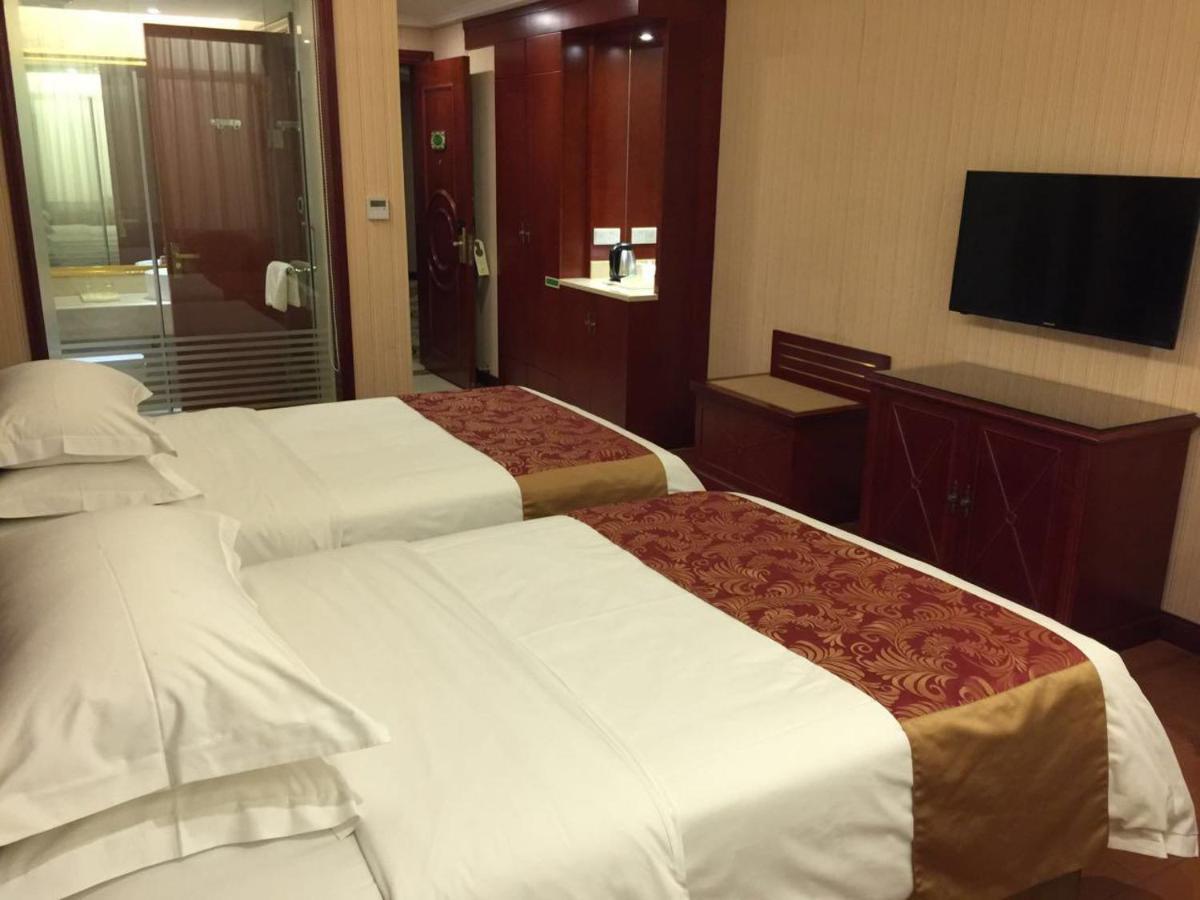 Vienna Hotel Shunde Longjia Exhibition Center Фошан Екстериор снимка